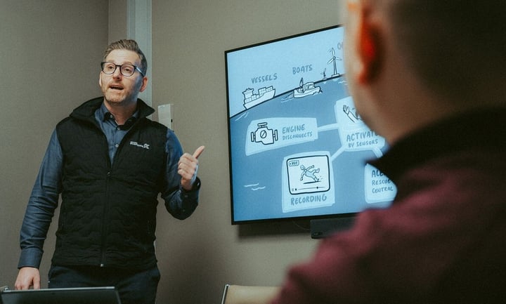 Kim-Ruben Våge pitching at Trykktanken - Photo Simon Almås