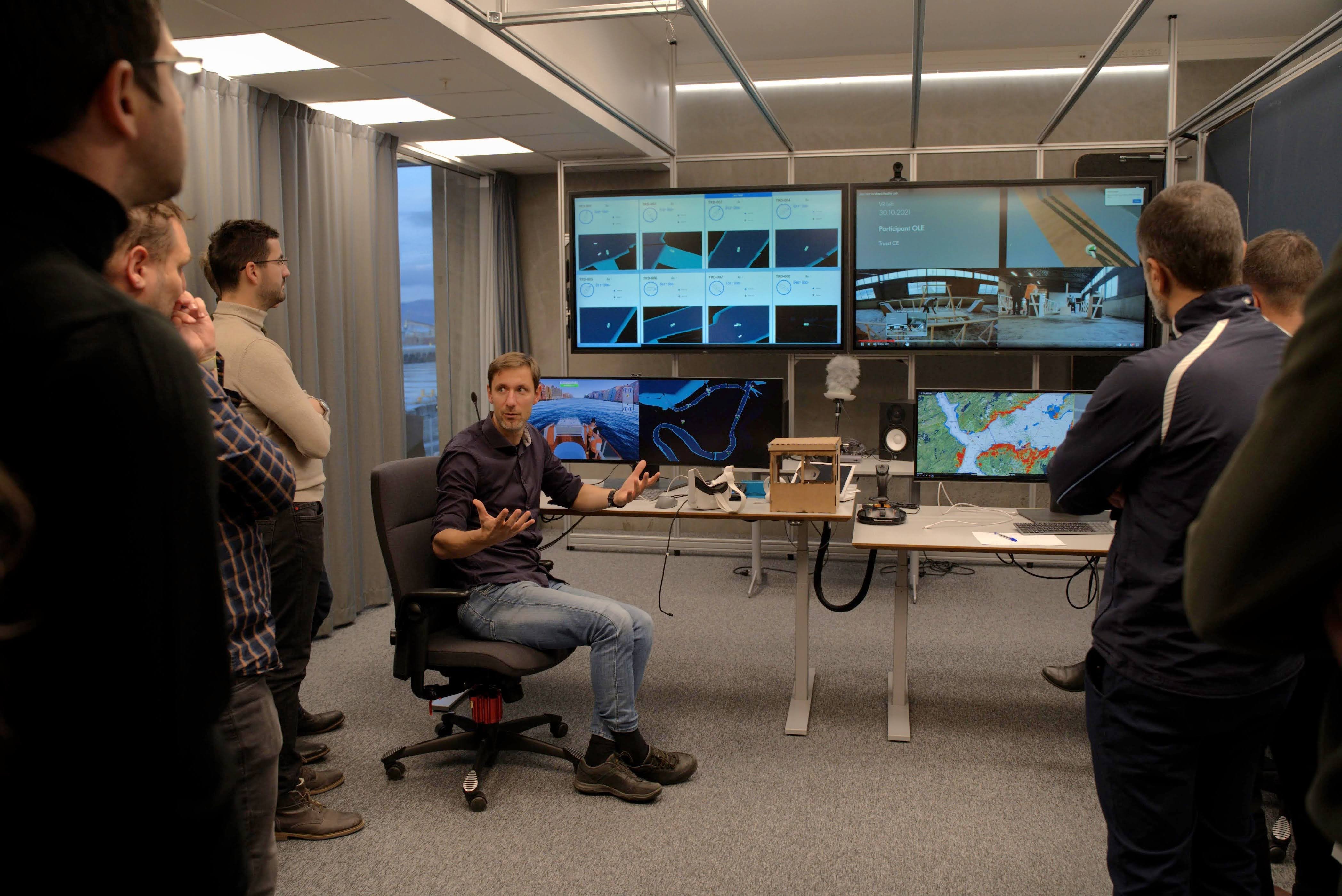 Ole Andreas Alsos presenting NTNU Shore Control Lab - Photo Lars Bugge Aarset Fremtidens Industri