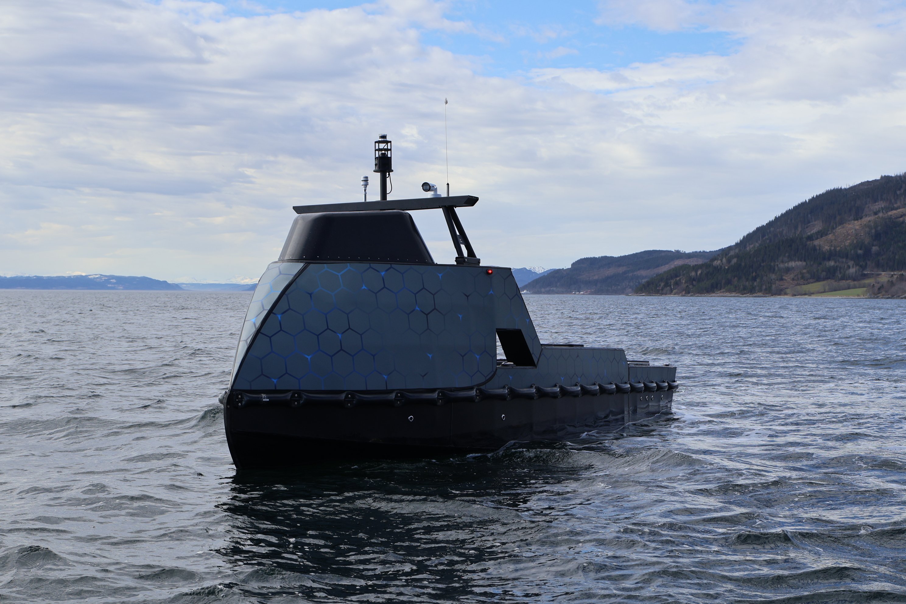 Photo Maritime Robotics